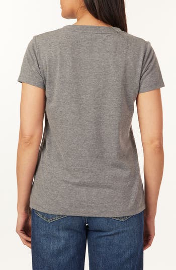 Julia Everyday Graphic T-Shirt