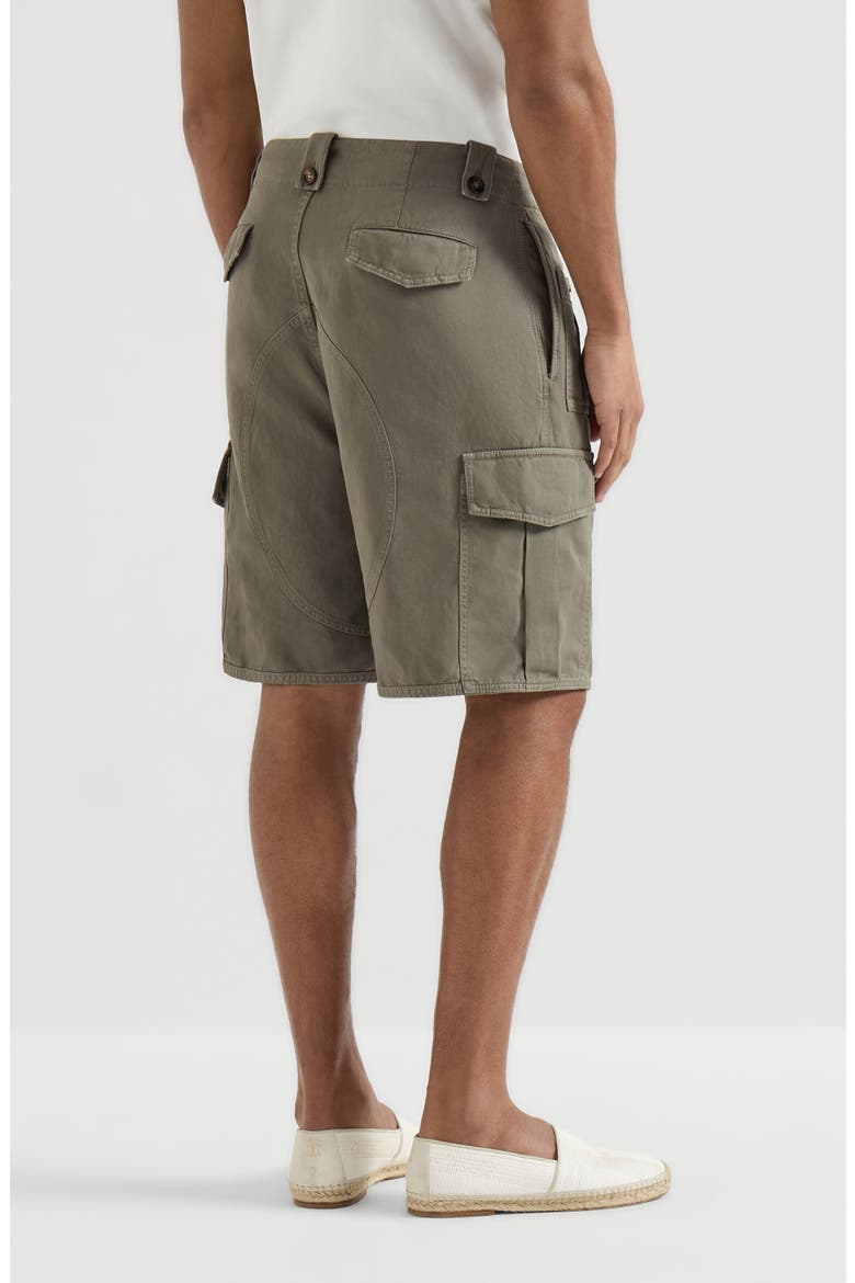 Garment-dyed Bermuda shorts in cotton and linen canvas with cargo pockets, Alternate, color, Military