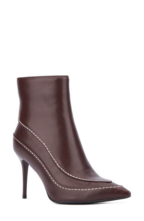 Sophie Pointed Toe Bootie (Women)
