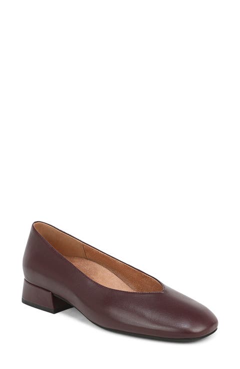 Petra Leather Pump