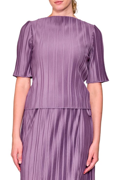 Elbow Sleeve Plissé Top