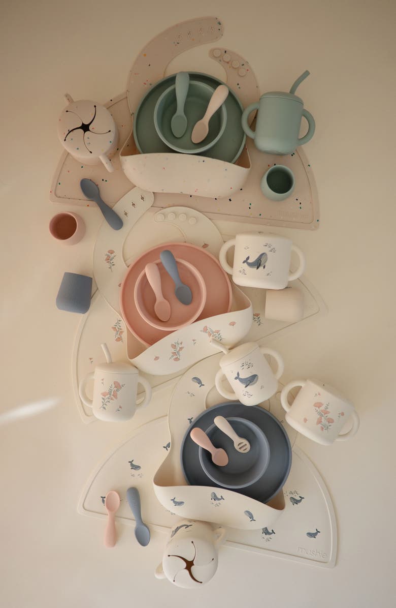 Mushie Deluxe Silicone Feeding Kit, Alternate, color, Whales/ Tradewinds