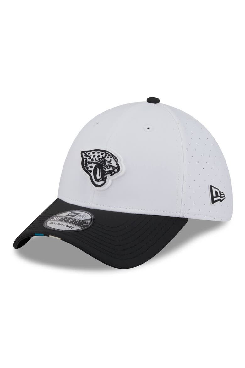 Men's New Era  White/Black Jacksonville Jaguars 2025 NFL Training Camp 39THIRTY Flex Hat, Main, color, White