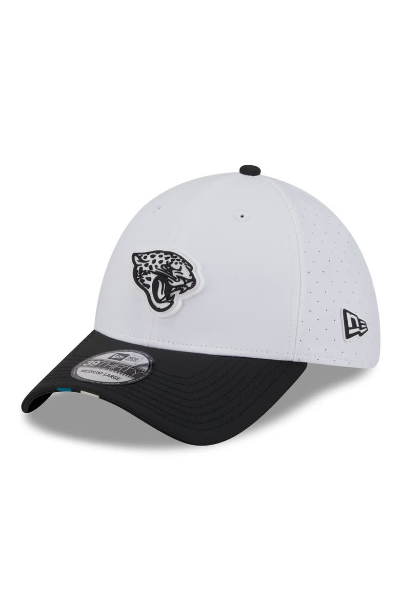 New Era Men's New Era White/Black Jacksonville Jaguars 2025 NFL Training Camp 39THIRTY Flex Hat, Main, color, White