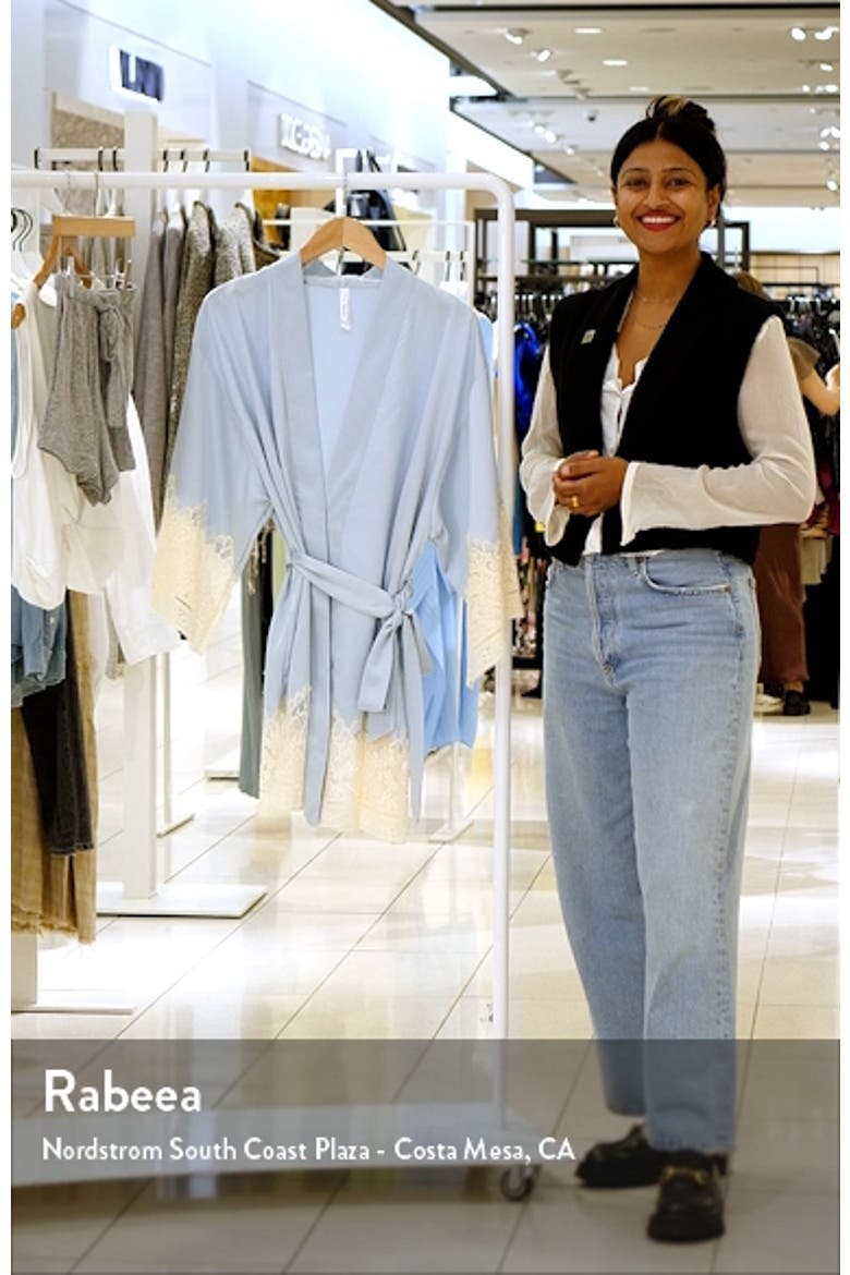 Genevive Short Robe video