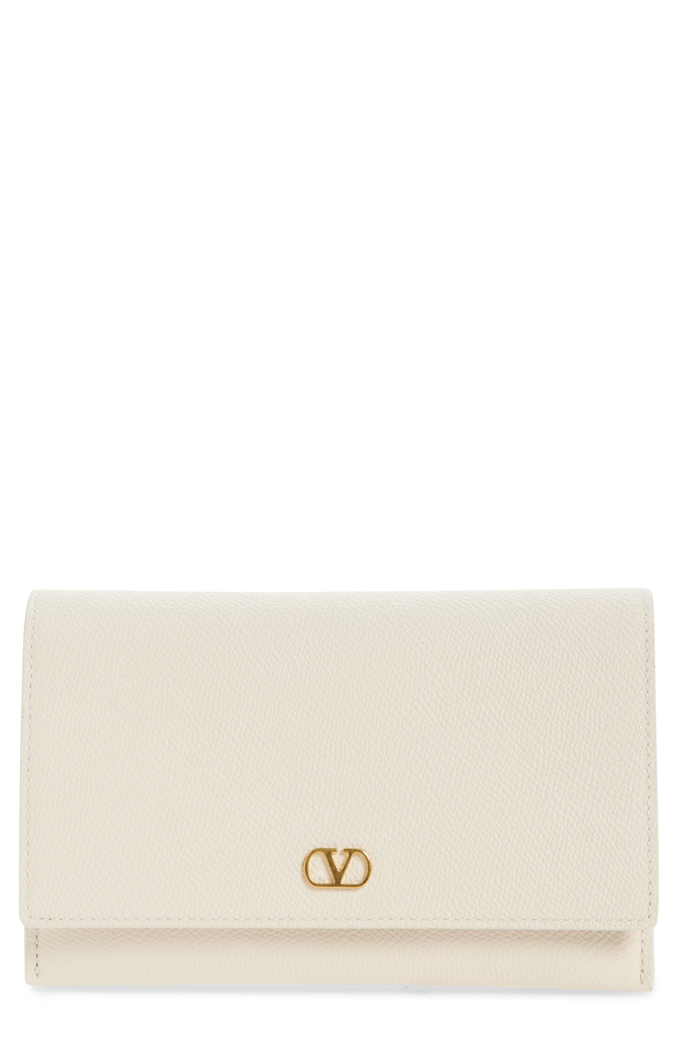LIGHT IVORY