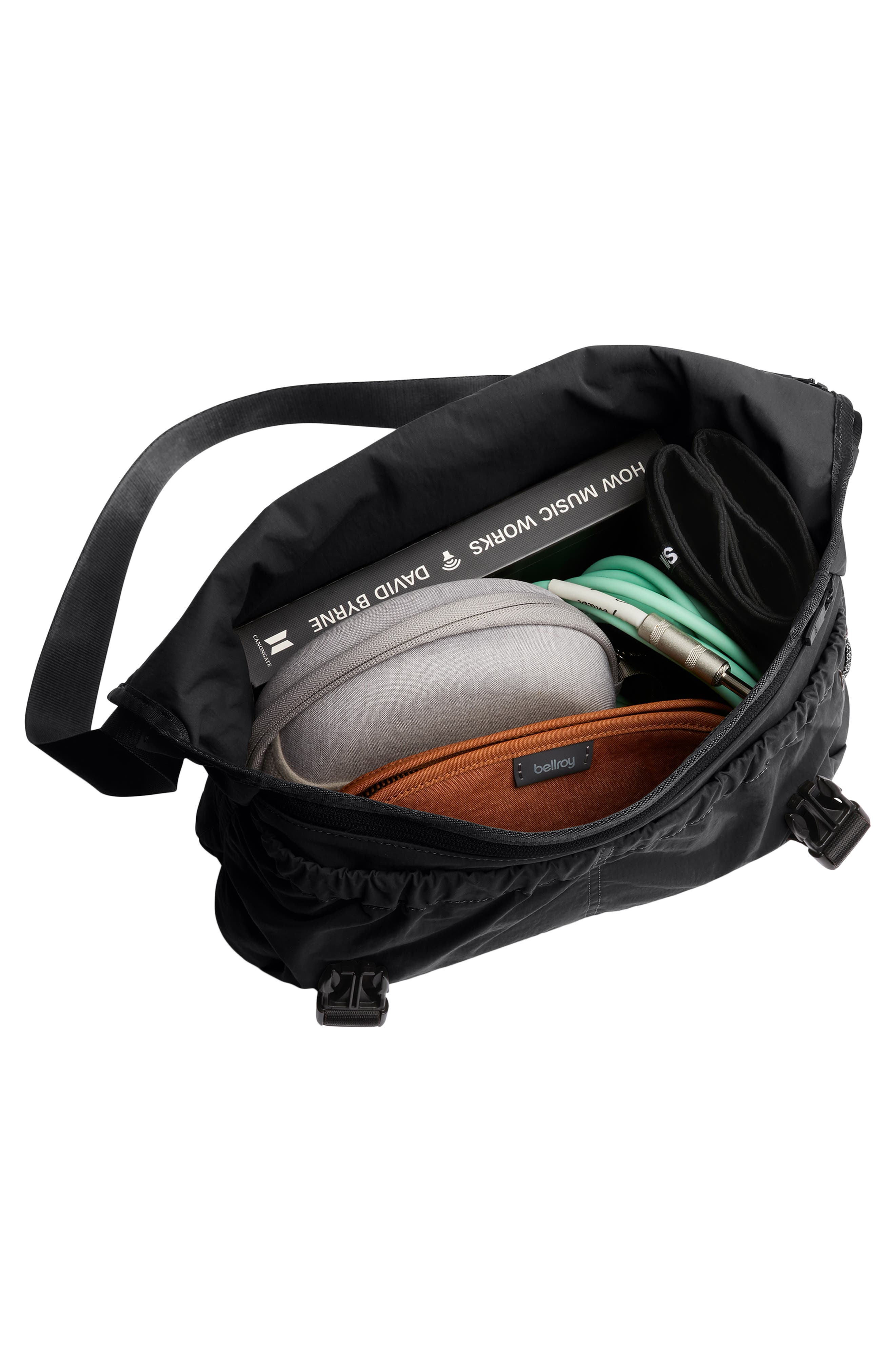 Bellroy Cinch Messenger Bag, Alternate, color, Black