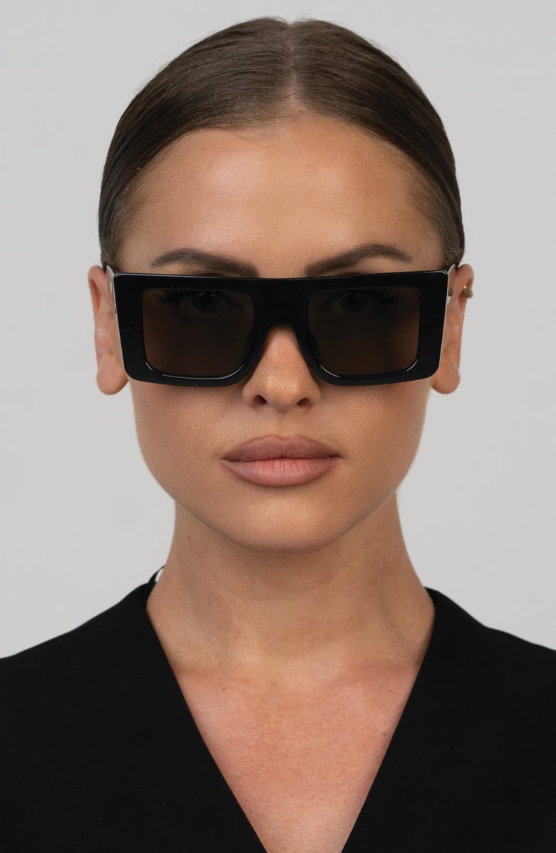 OTRA Gyda Square Sunglasses, Alternate, color, Black/ Smoke