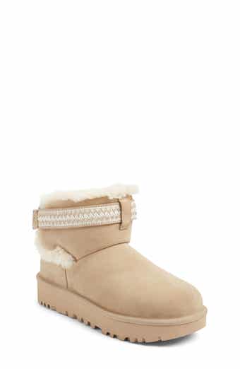 UGG® Classic Ultra Mini Alpsey Boot