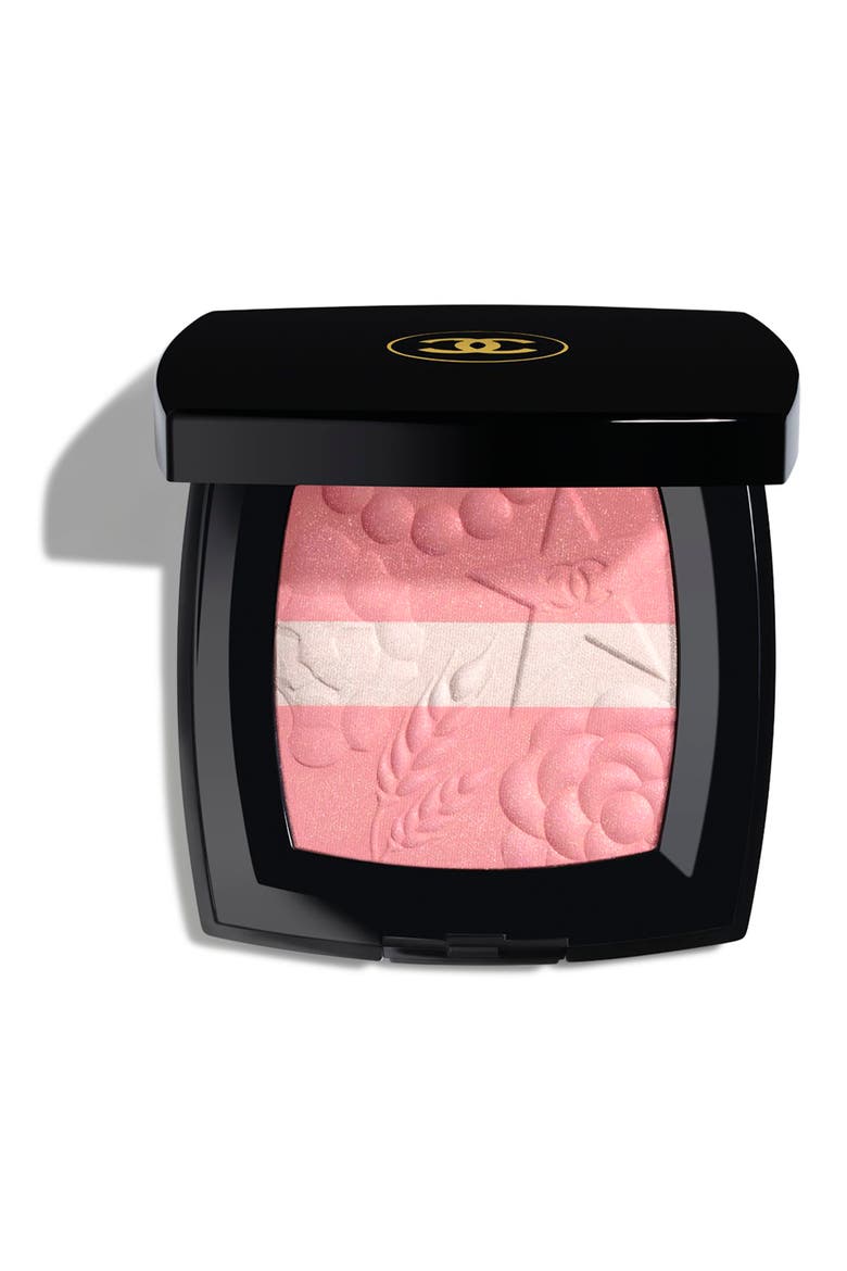 FACE EXCLUSIVE CREATION PECHE Blush & Illuminating Powder Duo