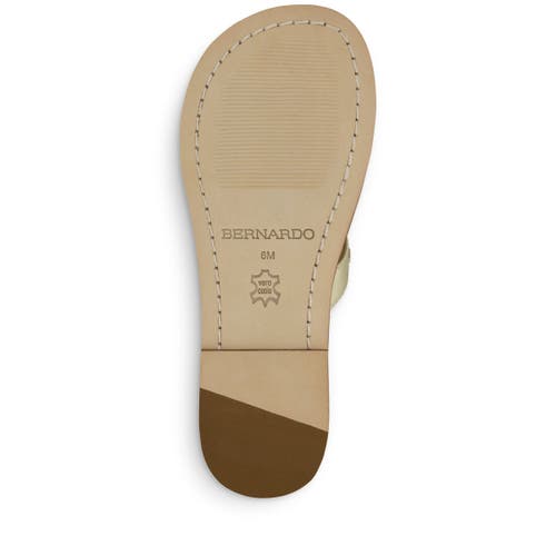 Bernardo Footwear Matrix 2 Thong Sandal In Champagne