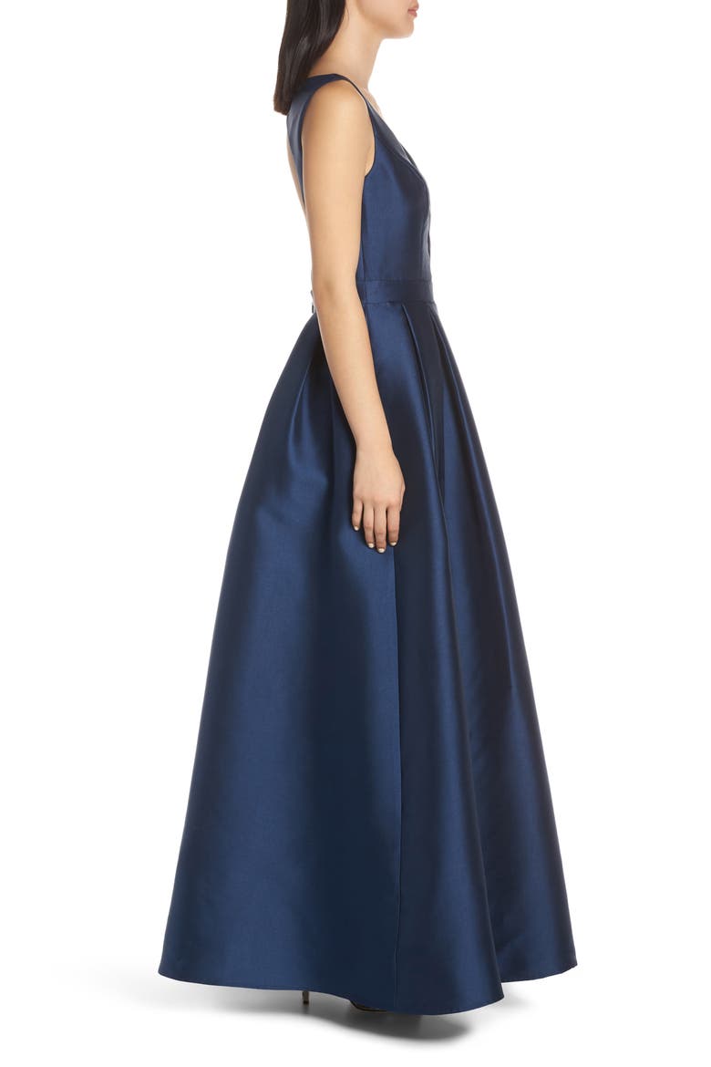 Perla Back Cutout Evening Dress, Alternate, color, NAVY