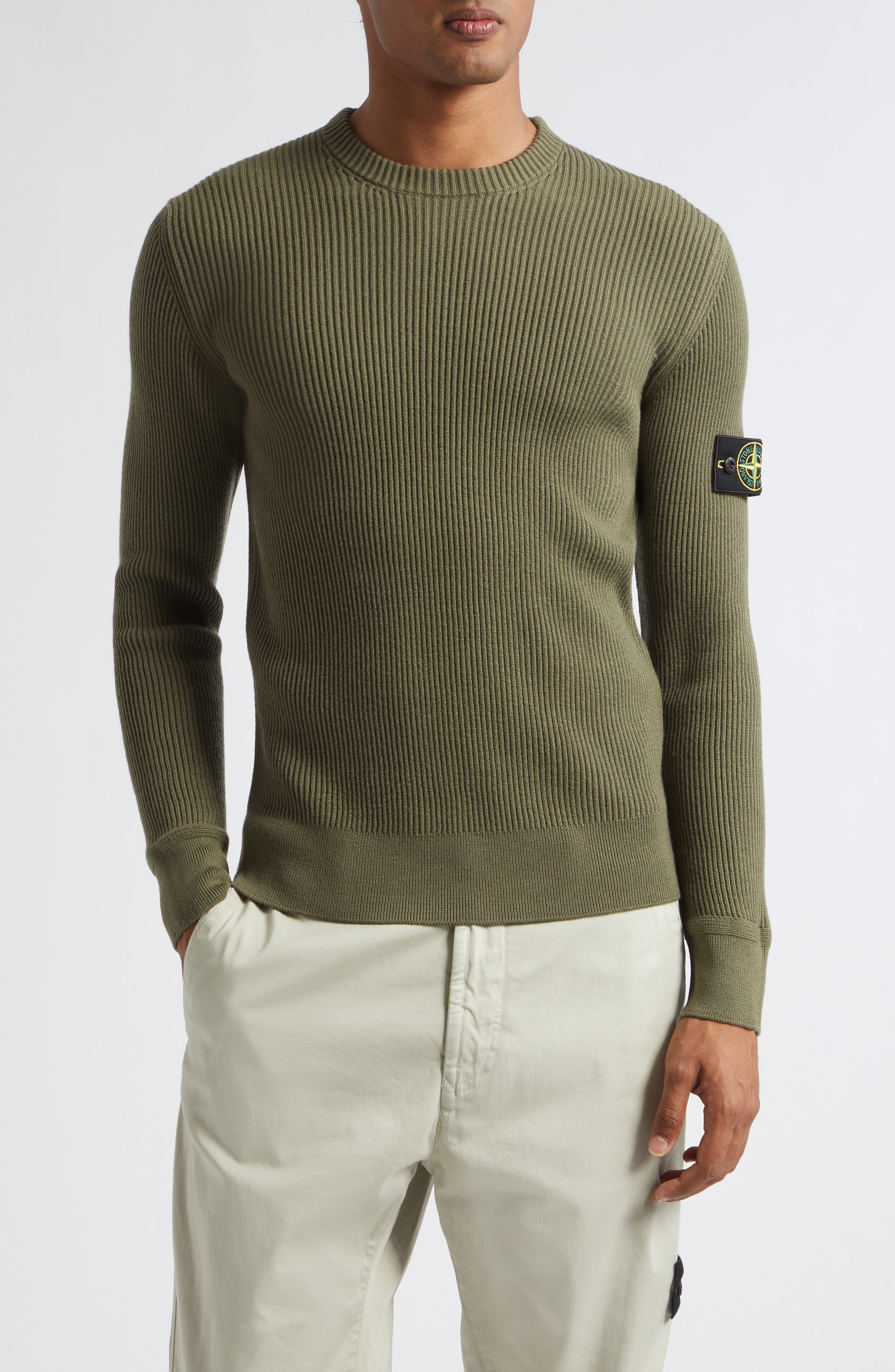 selected V005G MILITARY GREEN