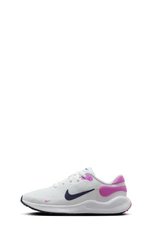 Nike Revolution 7 Sneaker