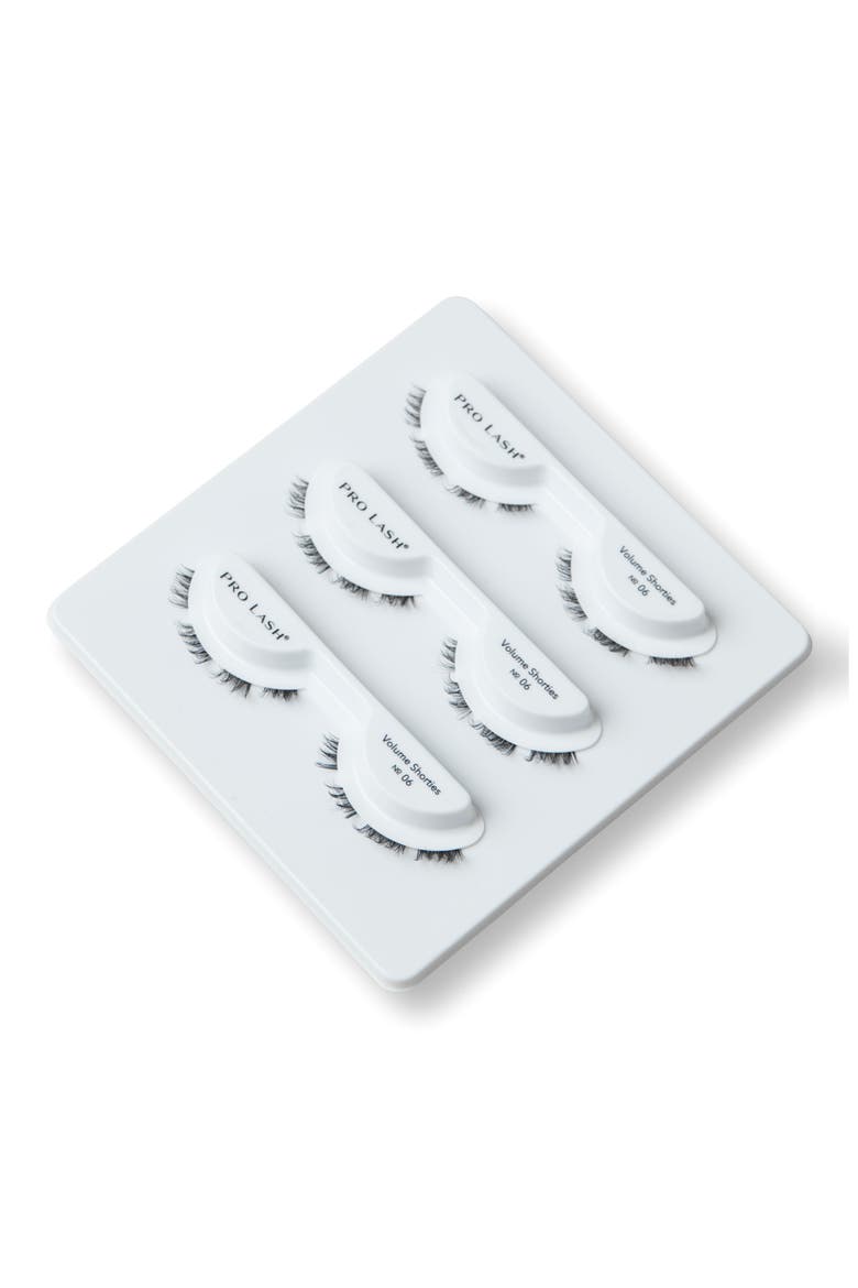 Volume Shorties No. 06 False Lashes video