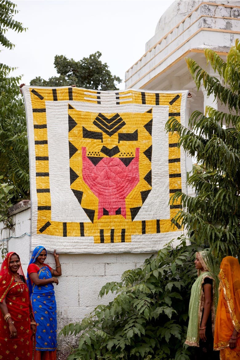 TIGER Quilt, Alternate, color, White, red, orange, black