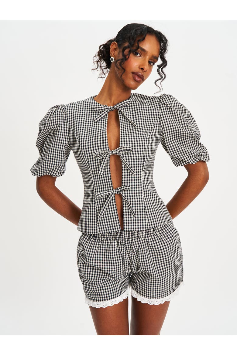 Qusayla Bow Tie Front Gingham Puff Sleeve Top, Alternate, color, Black