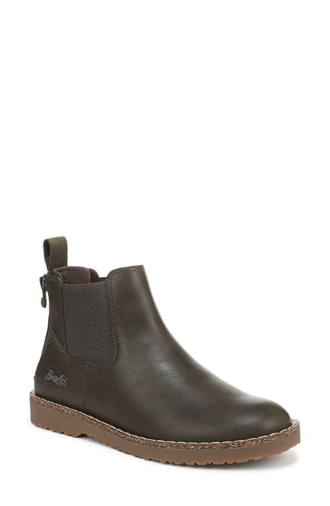 Chillin' Chelsea Boot (Women)