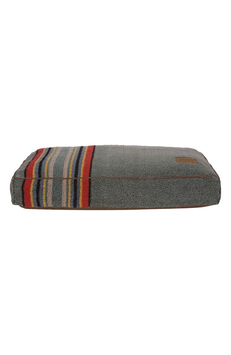 Pendleton Yakima Camp Napper Dog Bed, Alternate, color, Heather Green