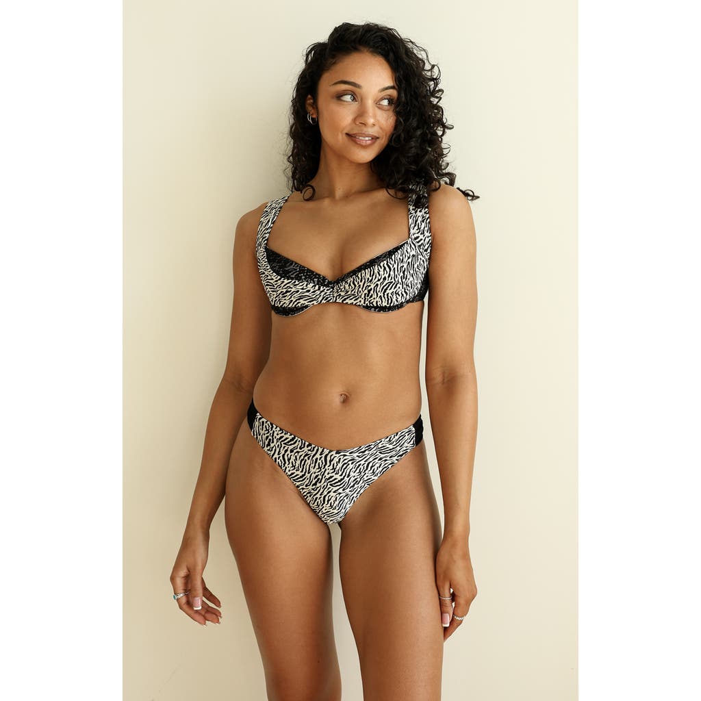 Dippin Daisys Stray Underwire Bikini Heart Top In Wild Child