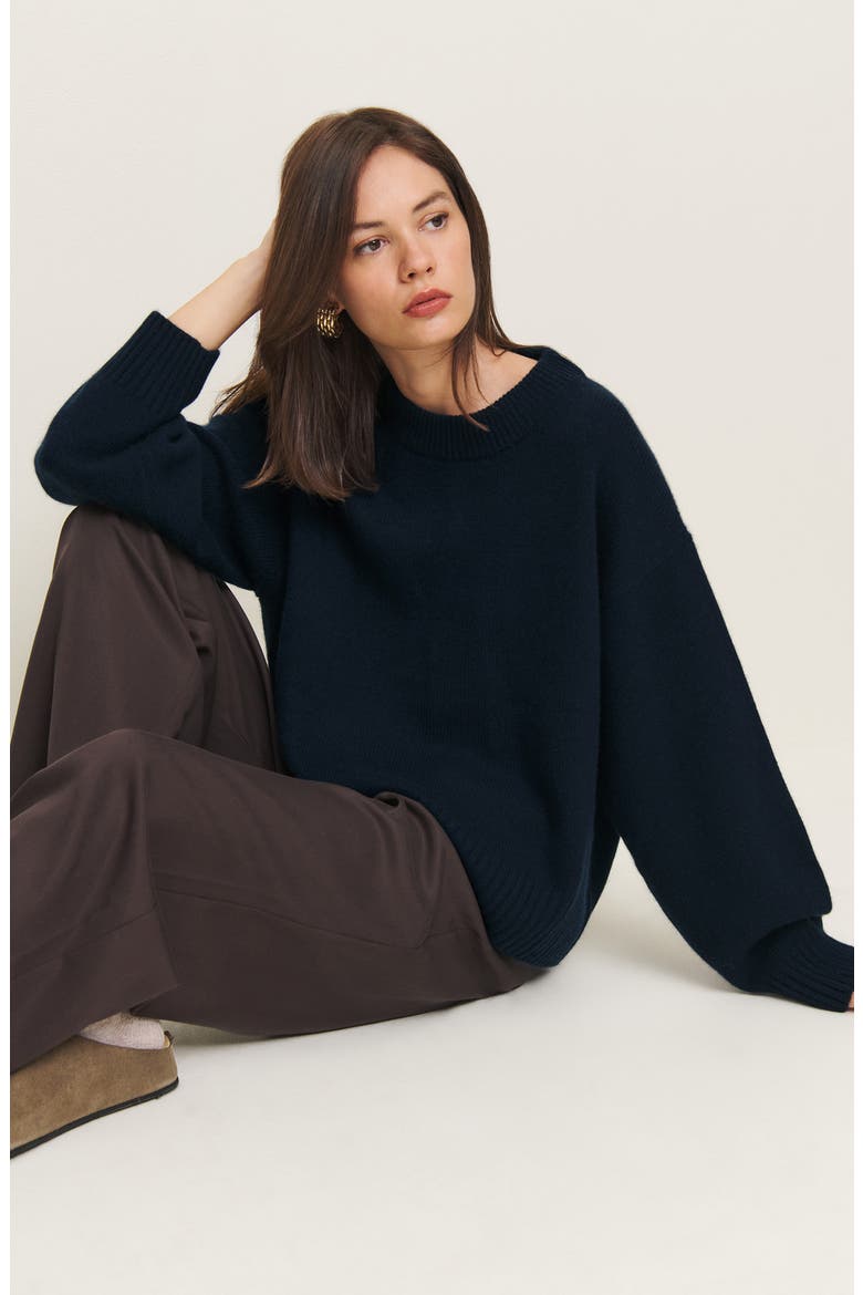 Cove Oversize Crewneck Cashmere Blend Sweater, Alternate, color, NAVY