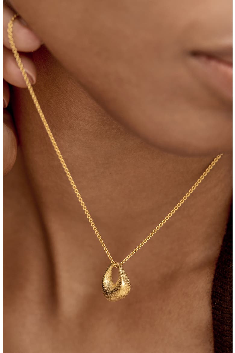 Antica Texture Pendant, Alternate, color, 18CT GOLD VERMEIL