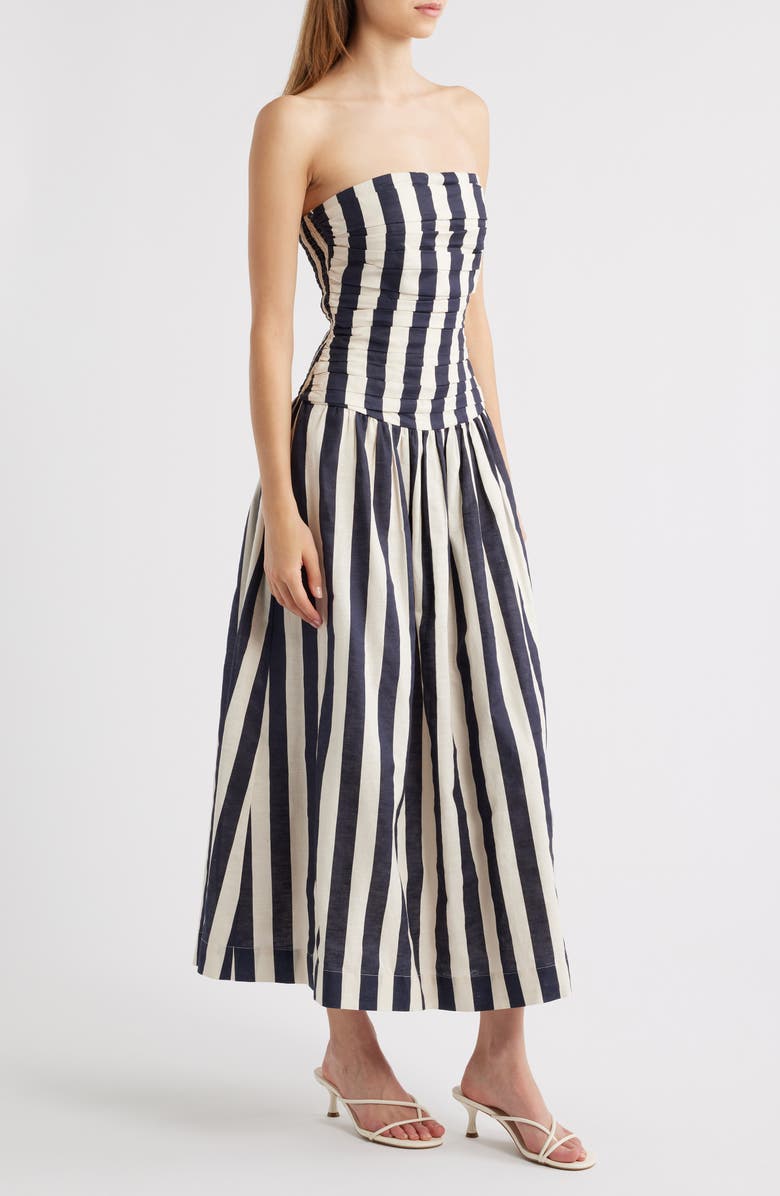 MOON RIVER Stripe Ruched Strapless Midi Dress, Alternate, color,