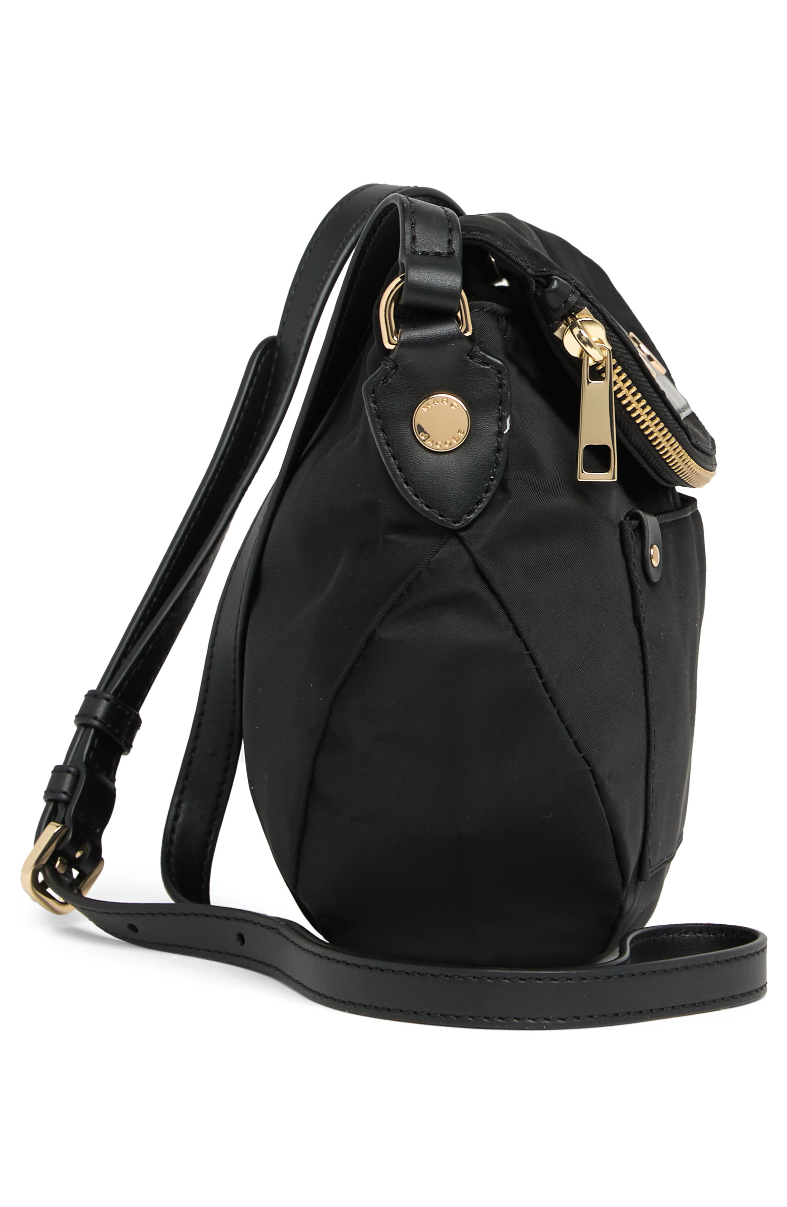 Marc Jacobs Preppy Nylon Mini Messenger Bag, Alternate, color, Black