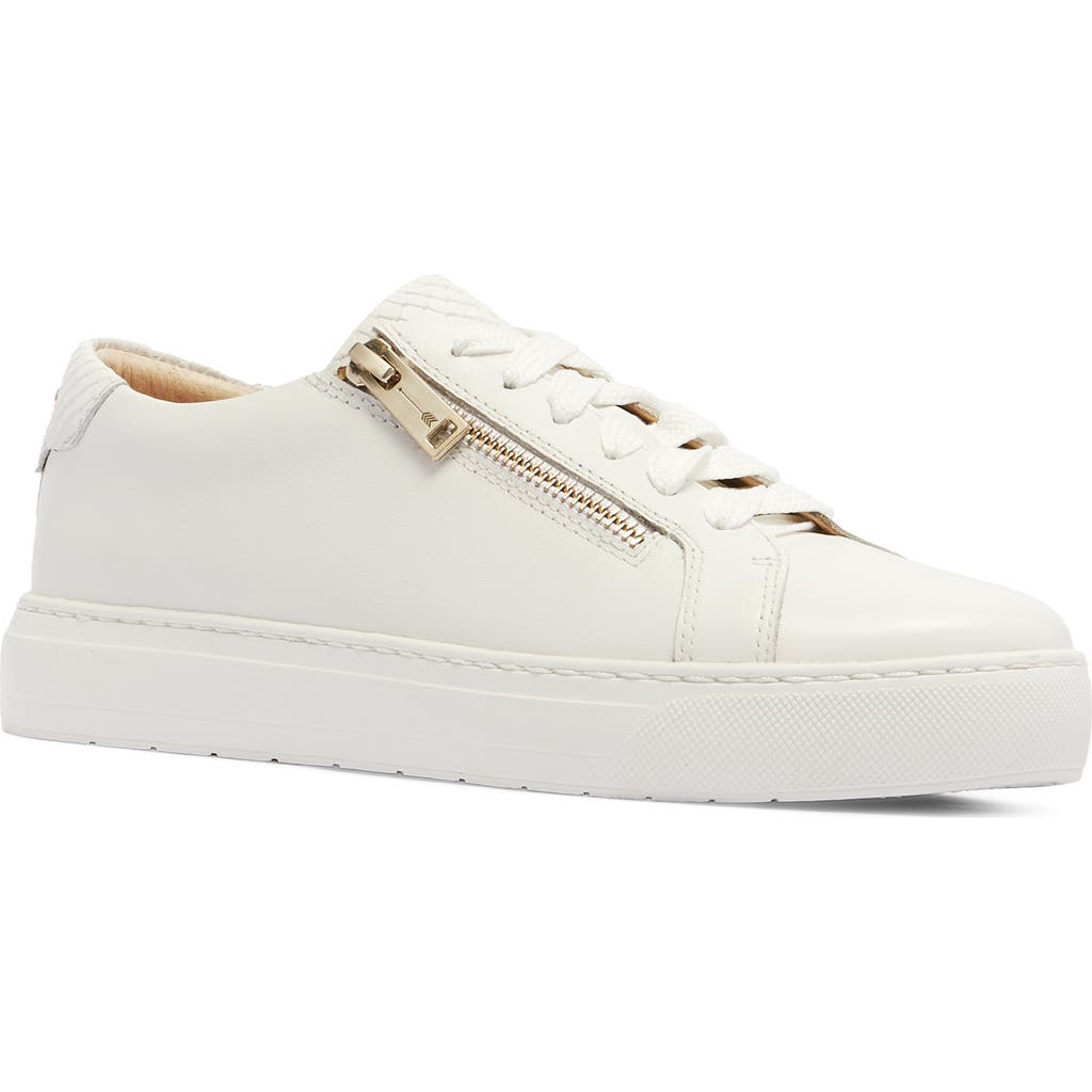 Frankie4 Billie Ii Leather Sneaker In White