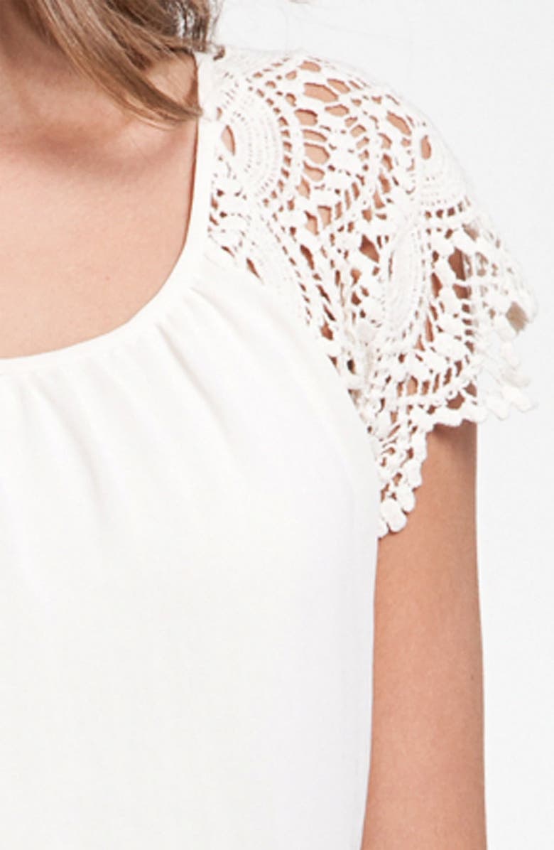 All in Favor , Alternate, color,