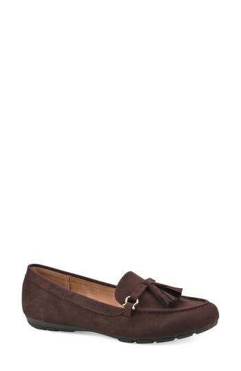 Cliffs By White Mountain Gush Tassel Loafer In Chocolate/ Suedette