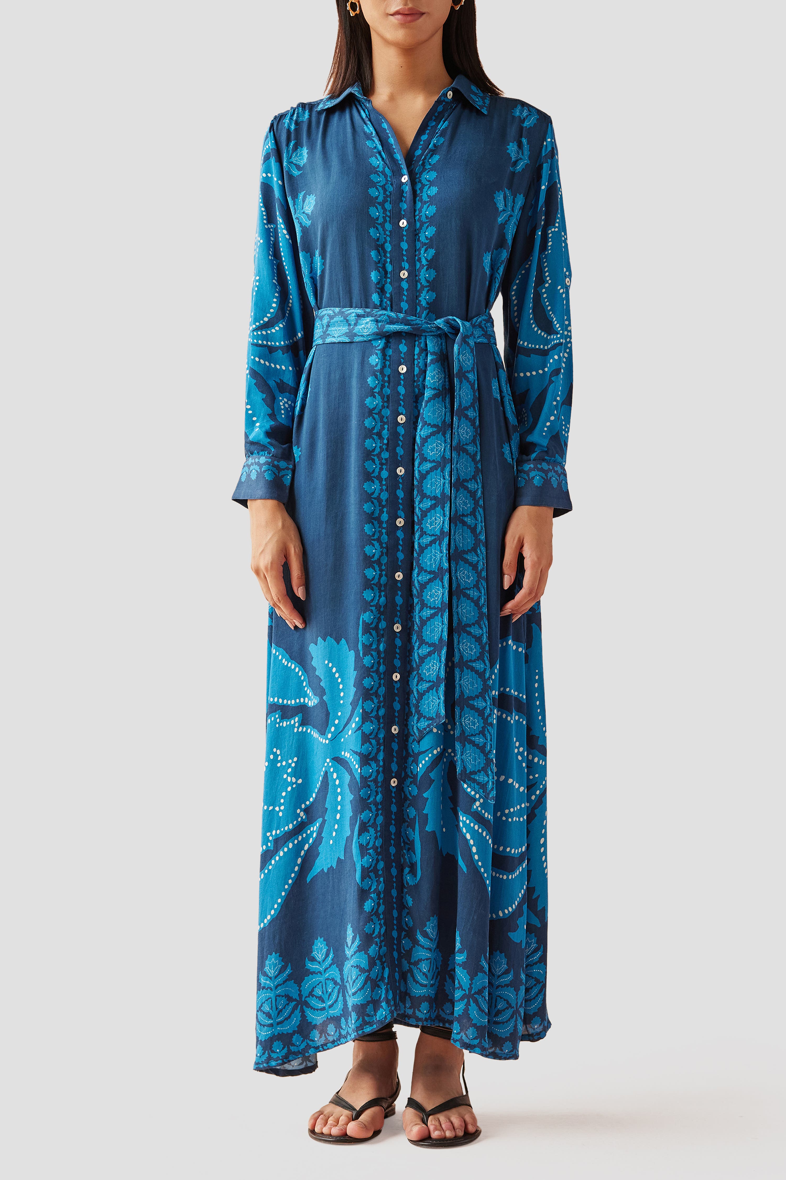 Omika Emma Maxi in Nikita Atlantic 