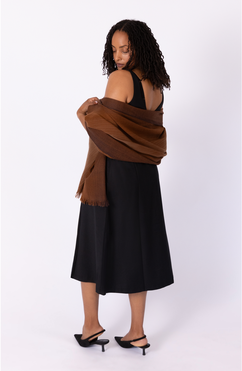 Aam The Label The Aurora Wrap, Alternate, color, Hearth