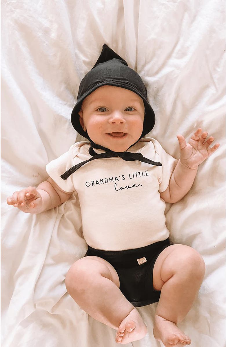 Tenth & Pine Grandma's Little Love Organic Baby Bodysuit, Alternate, color, Natural Black Lettering