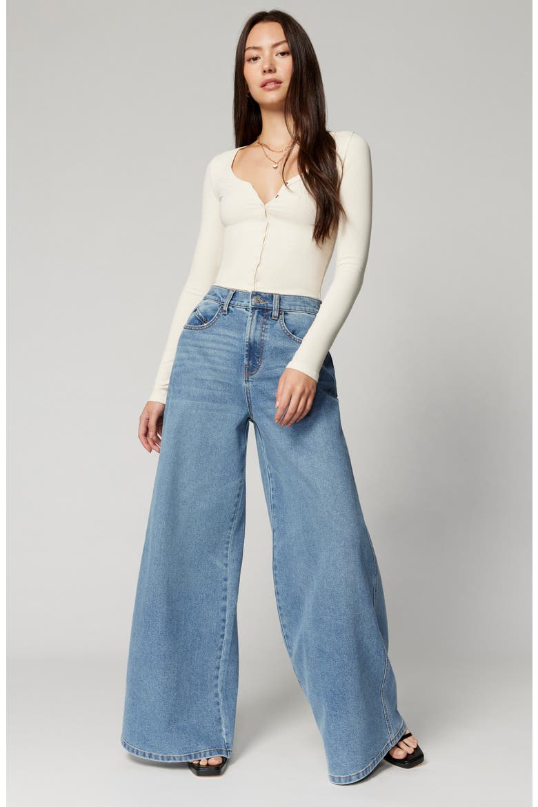 High Waist Wide Leg Jeans, Alternate, color, MED WASH