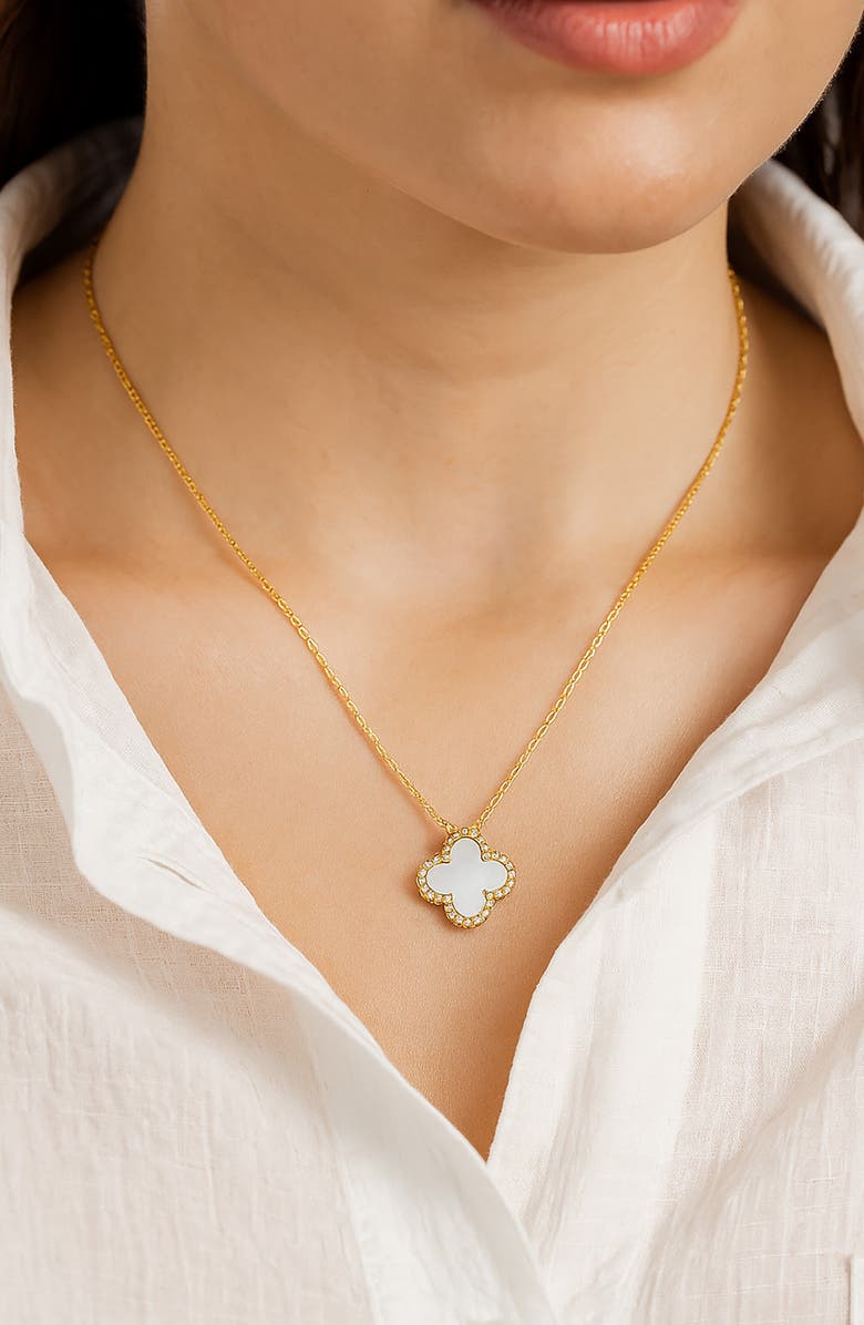 RIVKA FRIEDMAN Cubic Zirconia Halo Clover Pendant Necklace, Alternate, color, Mother Of Pearl Cubic Zircona