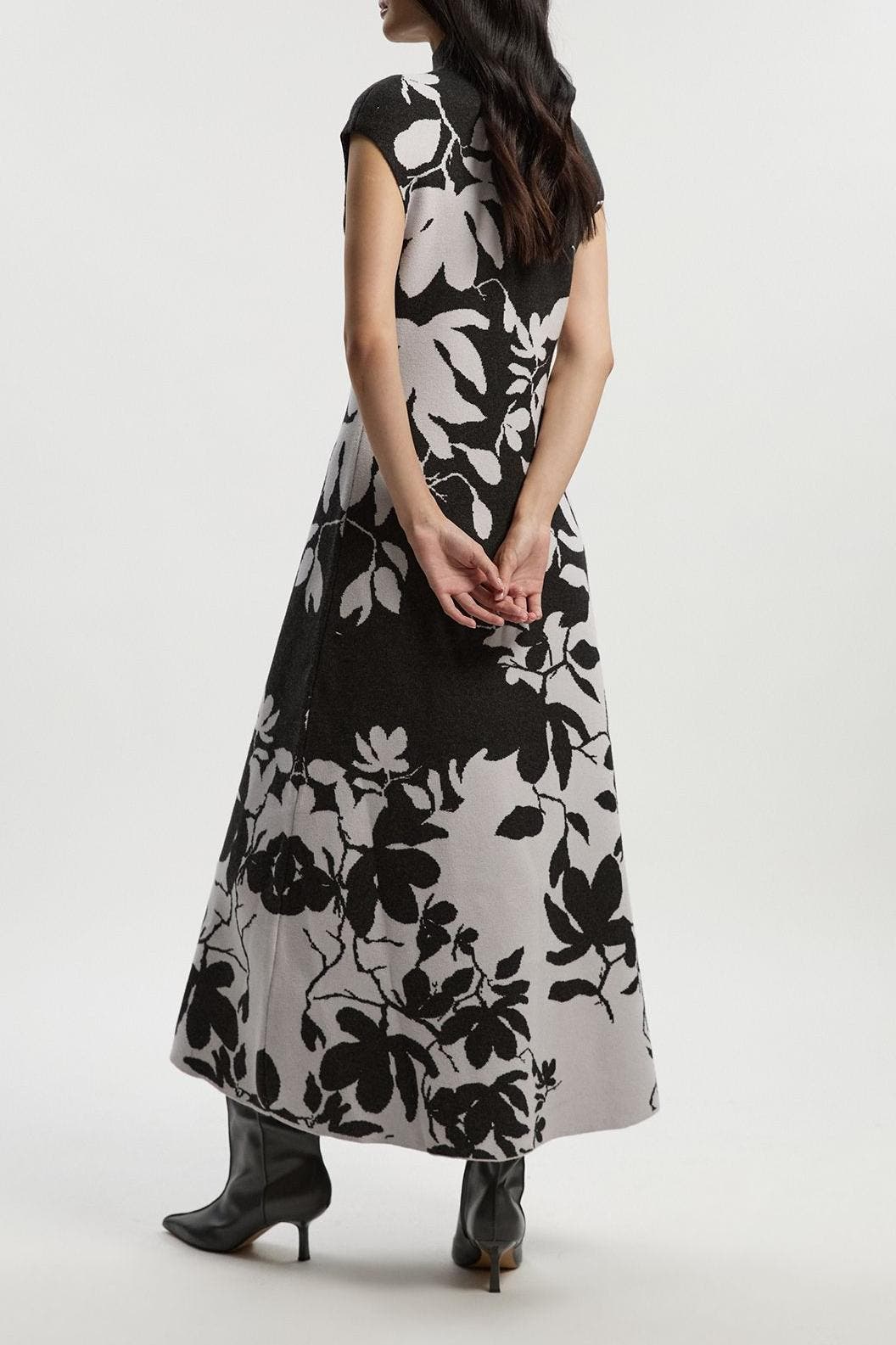 jacquard knitted maxi dress Jacquard Knitted Maxi Dress Multicolor