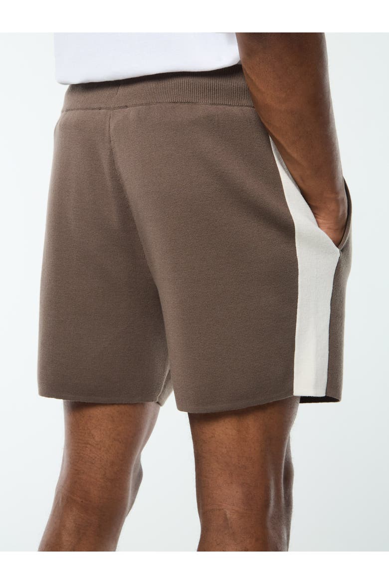 Giovane Short, Alternate, color, MOREL