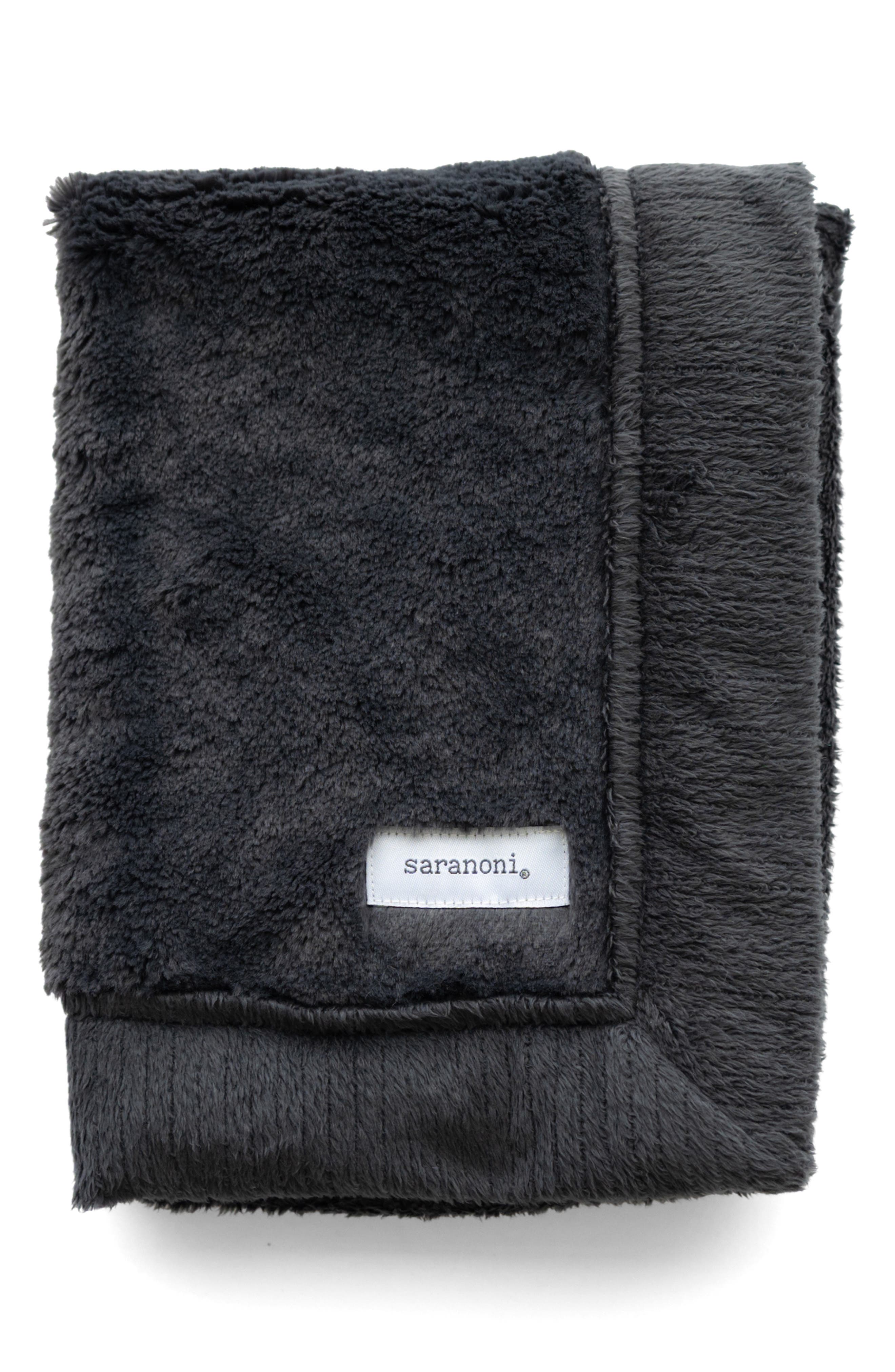 SARANONI Lush Mini Faux Fur Receiving Blanket