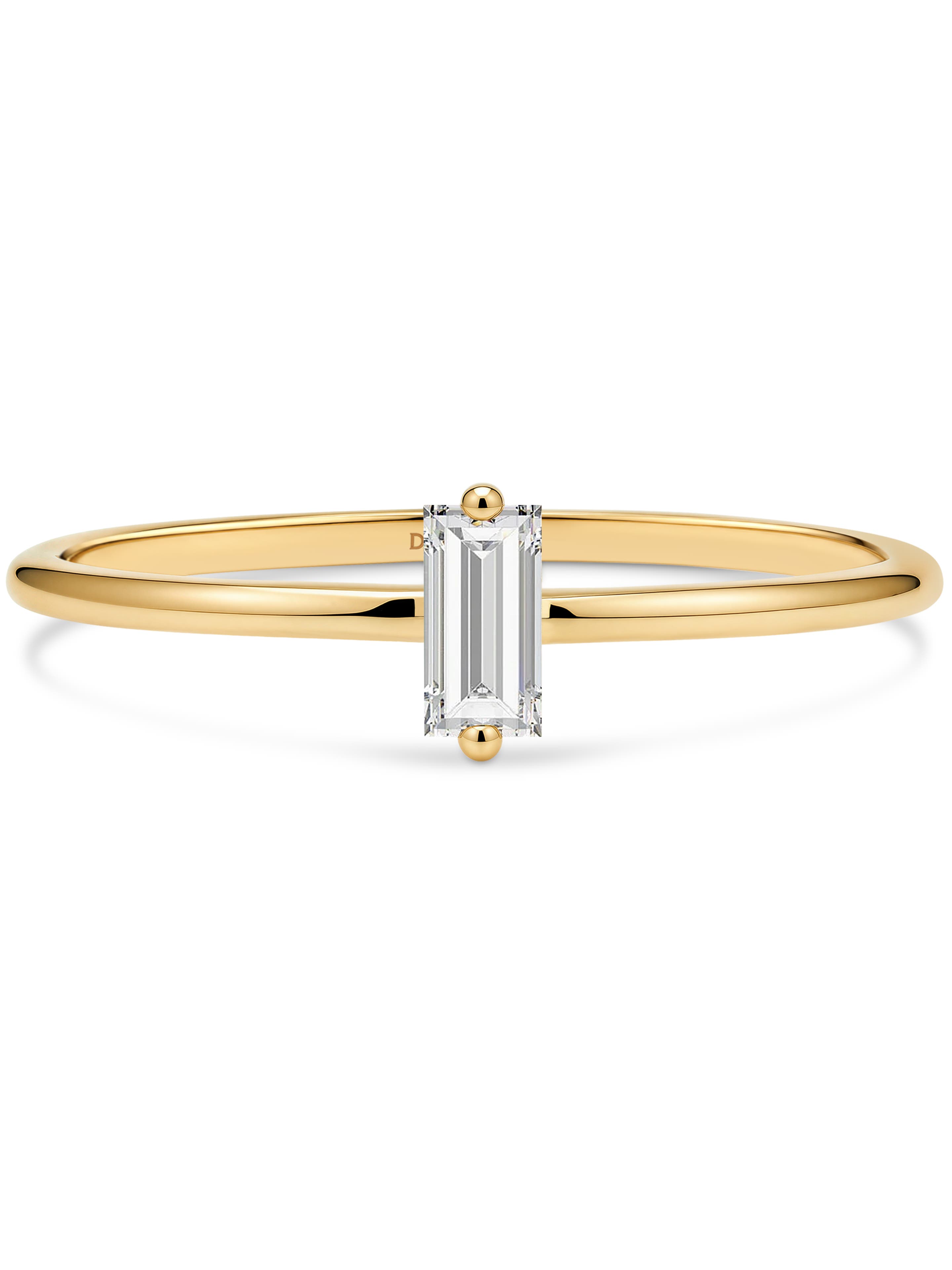 selected Yellow Gold