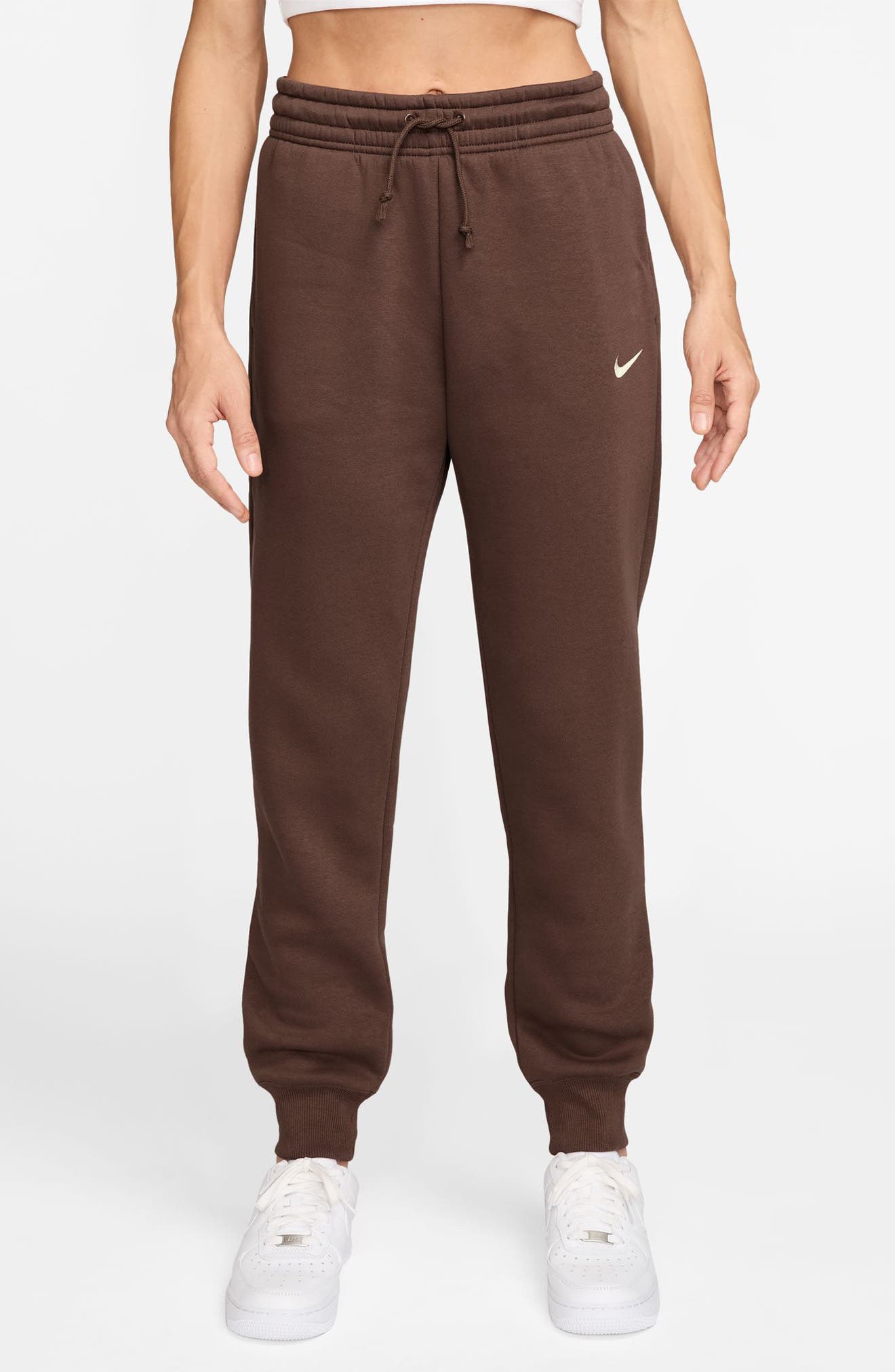 nike essential slim joggers