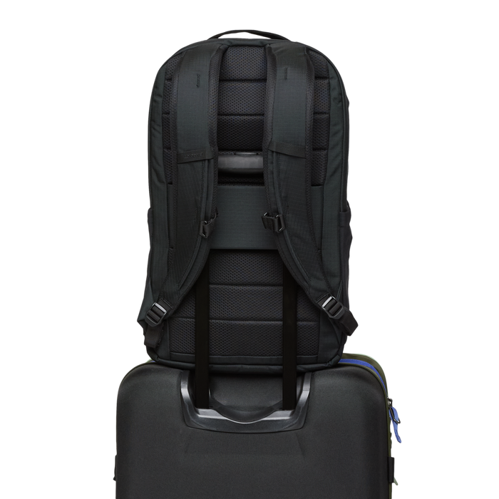 Cotopaxi Allpa 26L Daypack, Alternate, color, Cotopaxi Black