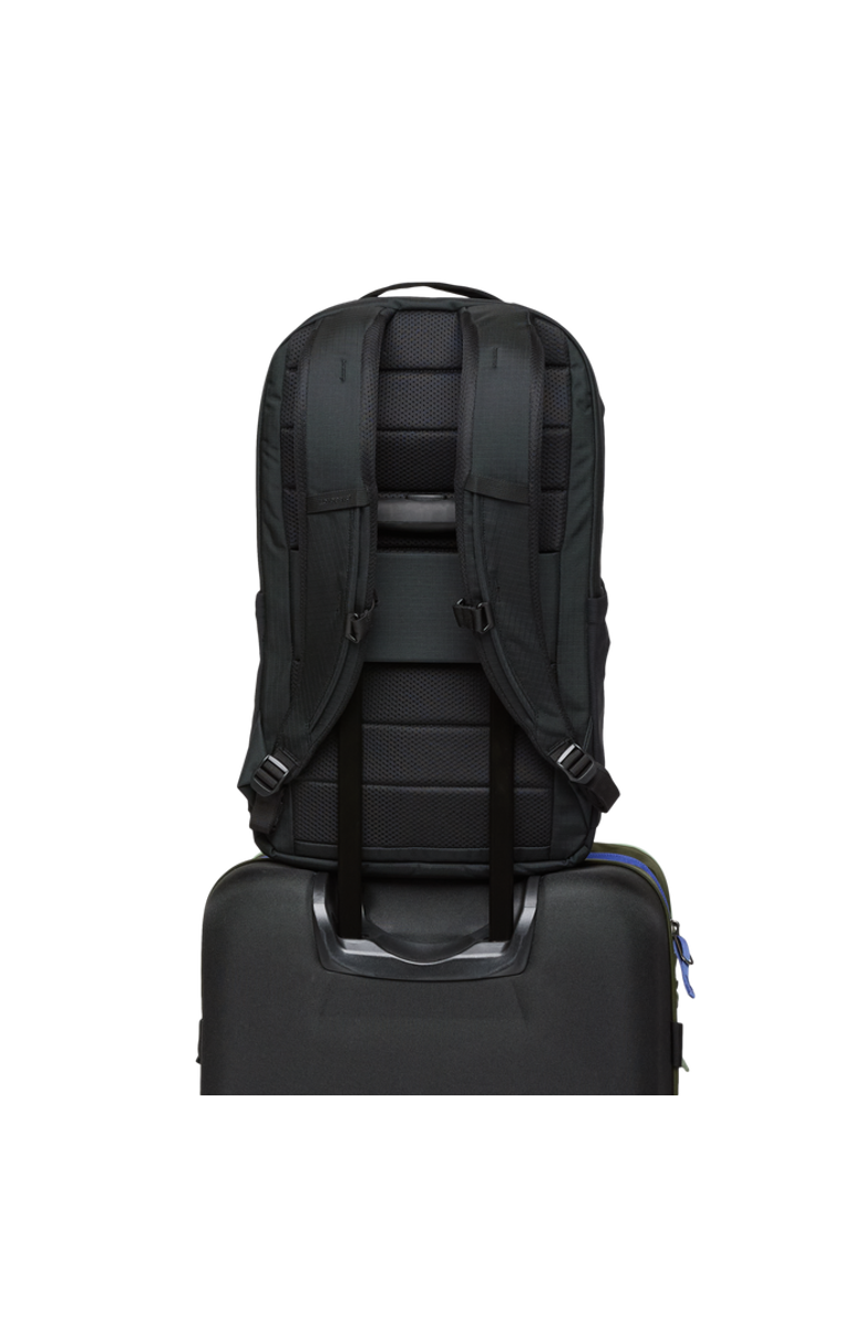 Cotopaxi Allpa 26L Daypack, Alternate, color, Cotopaxi Black