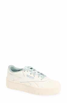 Court Advance Surge Sneaker