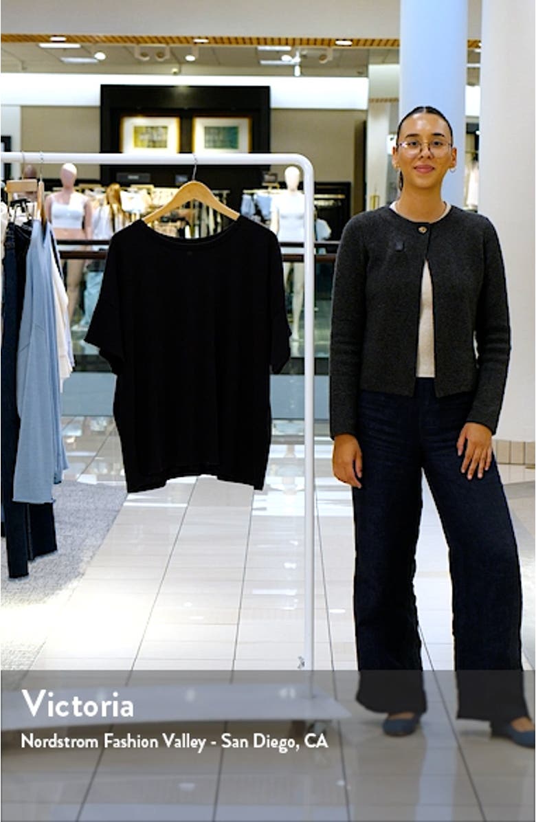 Organic Cotton Crewneck T-Shirt, sales video thumbnail