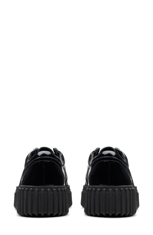 Clarksr Clarks(r) Torhill Bee Chukka Sneaker In Black