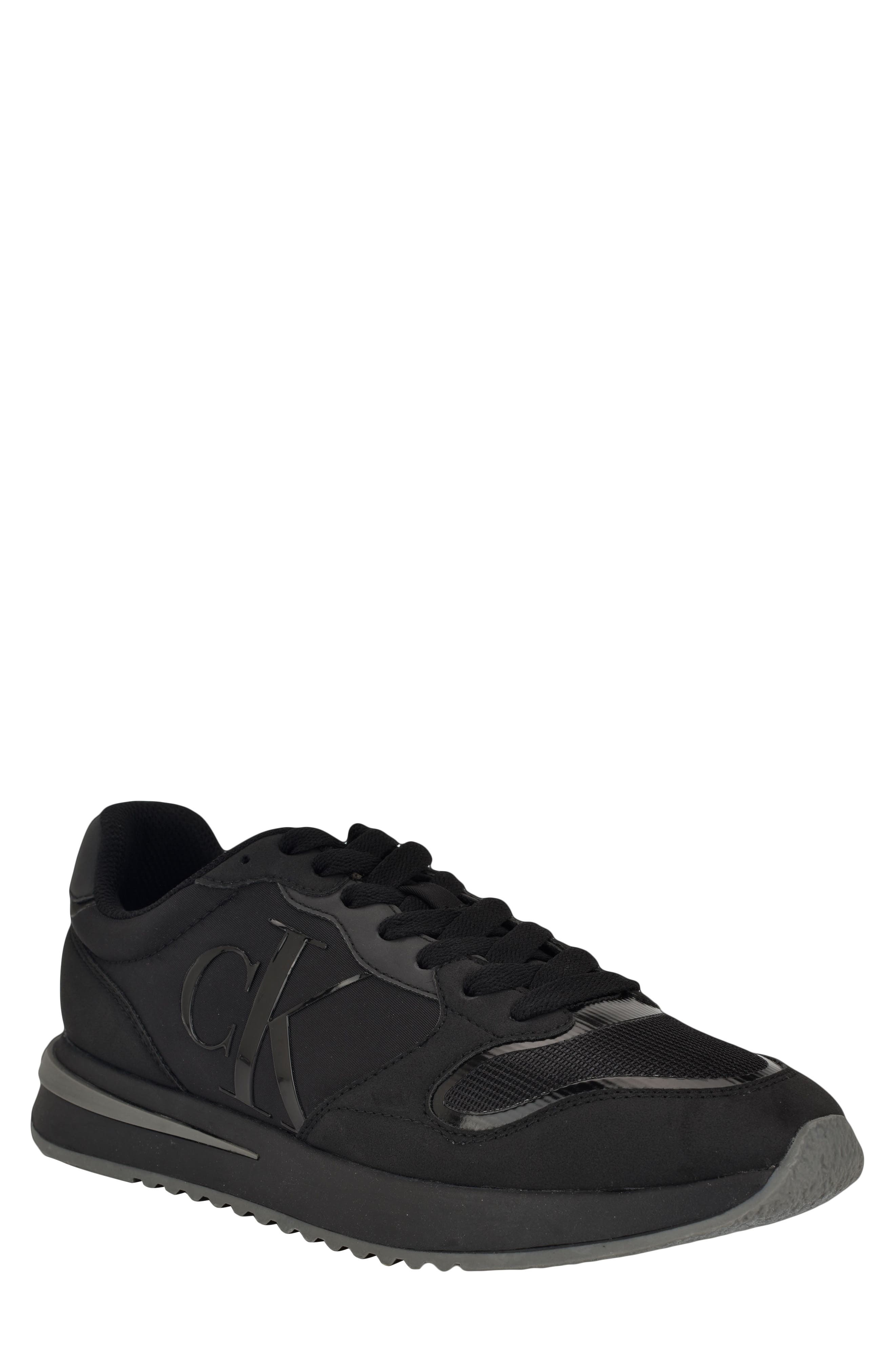Portly Sneaker