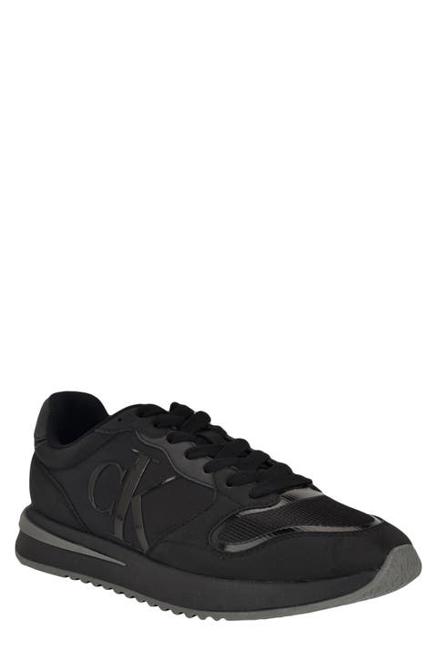 Portly Sneaker