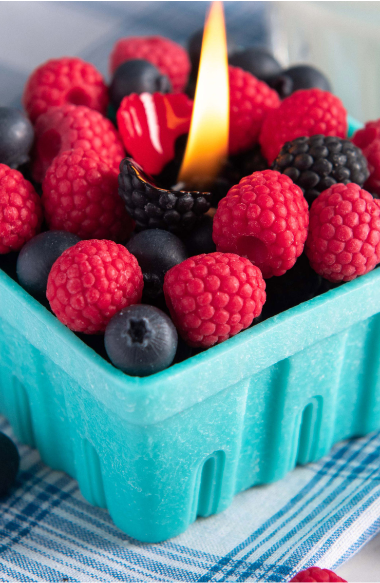 Southlake gifts Mixed Berry Basket Candle, Alternate, color, Tiffany Blue Basket
