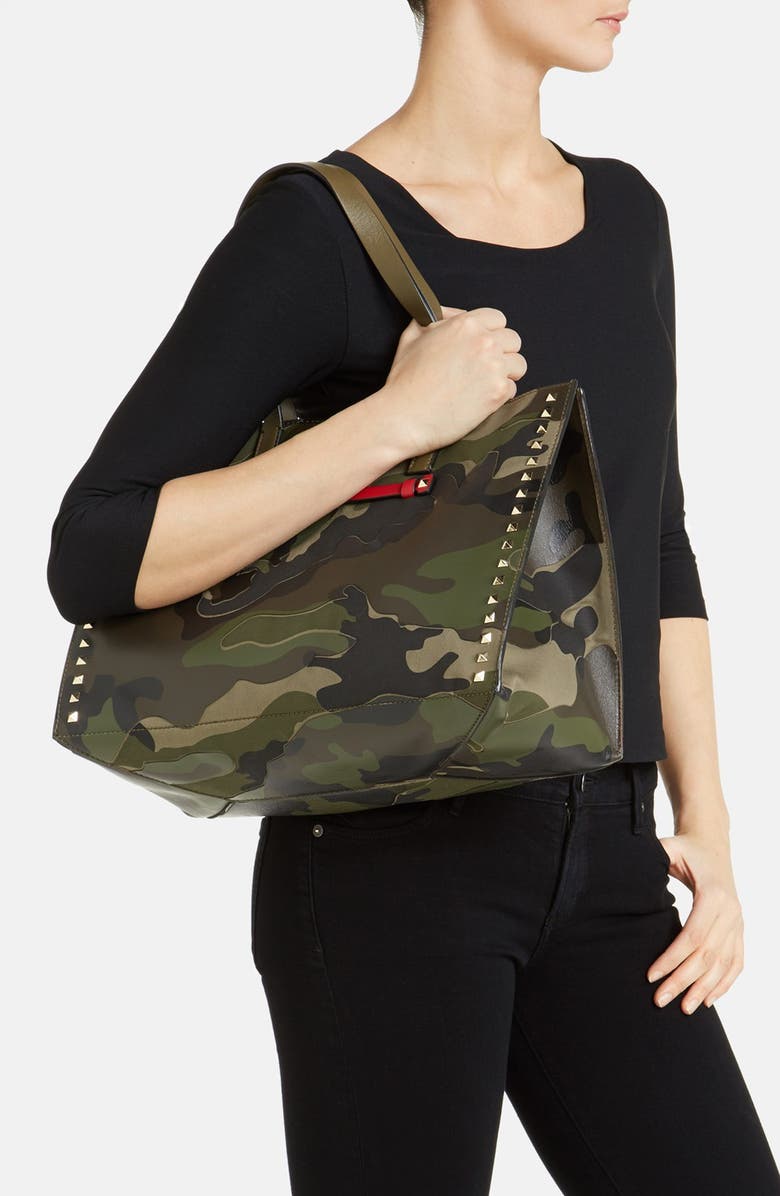 Valentino , Alternate, color,